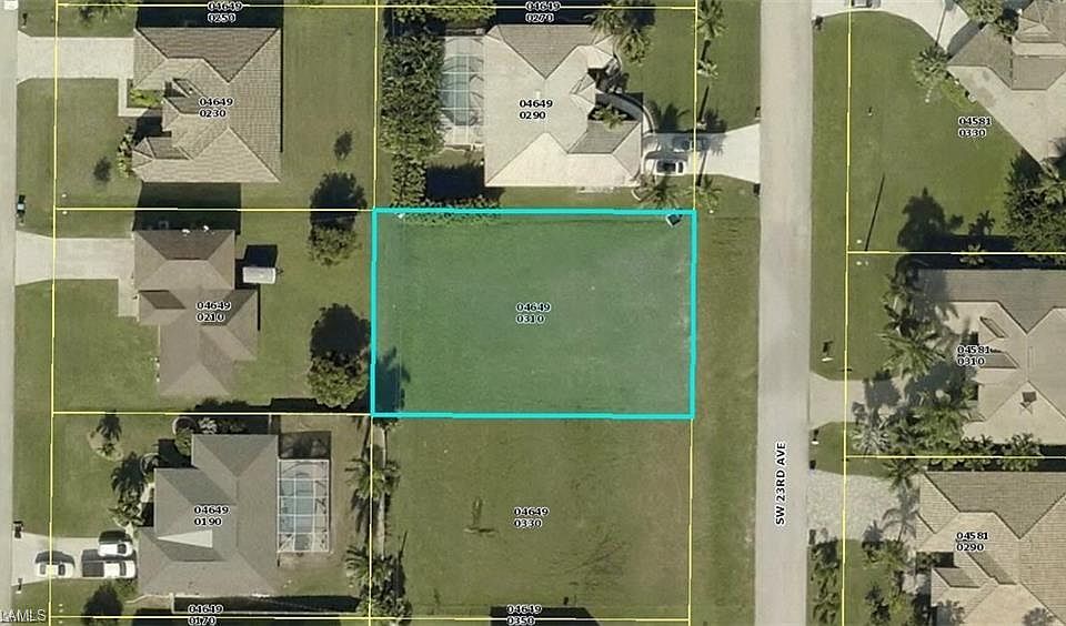 2nd image of 4808 SW 23rd Ave