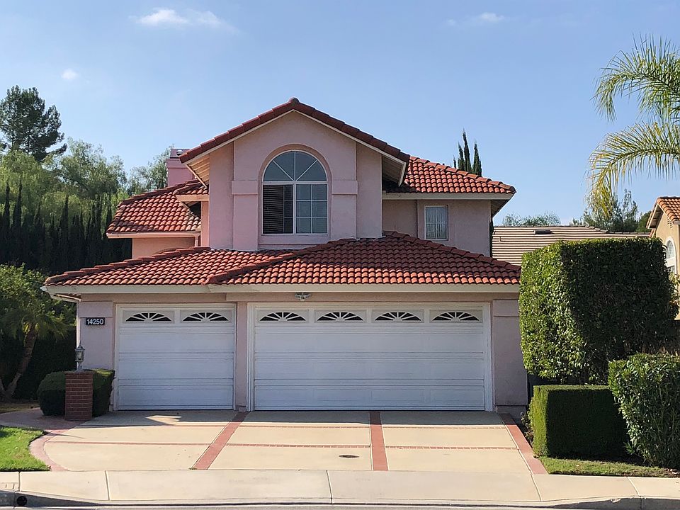 1st image of 14250 Village Park Pl