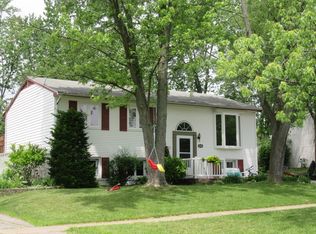 19536 S Sycamore St, Mokena, IL 60448