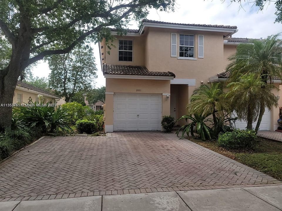 1st image of 3971 NW 91st Ter