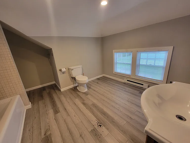 415 N Clinton St #3 — Photo 12