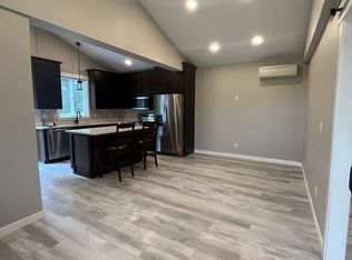 1625 River Loop 1 #2, Eugene, OR 97404