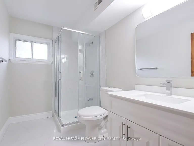 7555 Old Church Rd — Photo 31