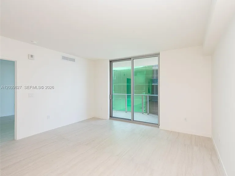 77 SE 5th St #3206 — Photo 11