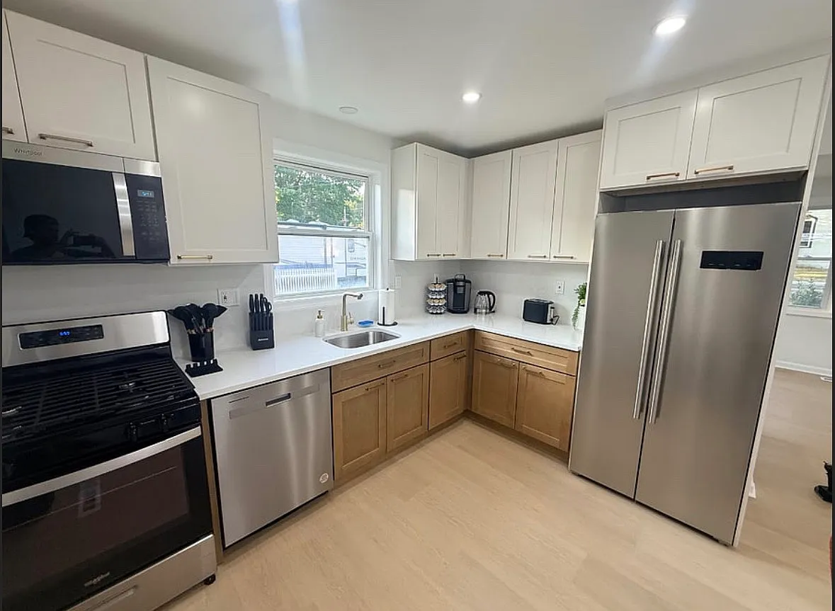 3 bed, 1648 sqft, $3,500 — Photo 1