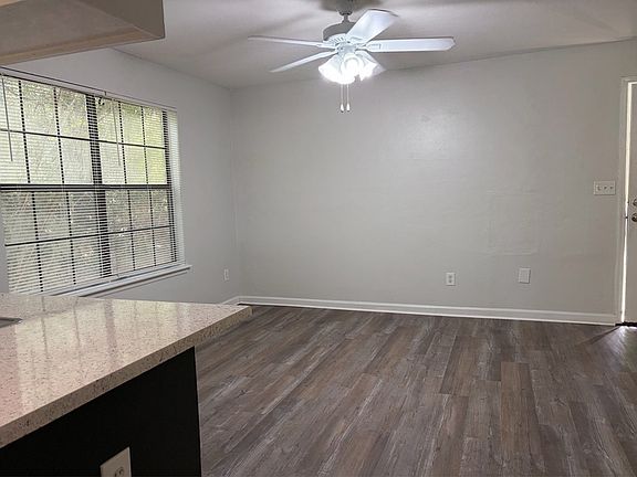 5th image of 2350 Horne Ave APT 3