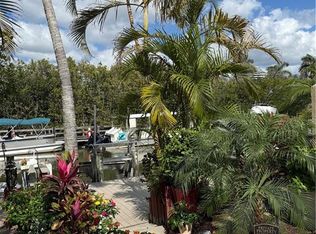 1575 Curlew Ave W #1, Naples, FL 34102