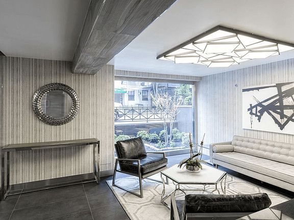 5th image of 320 E 52nd St APT 6A