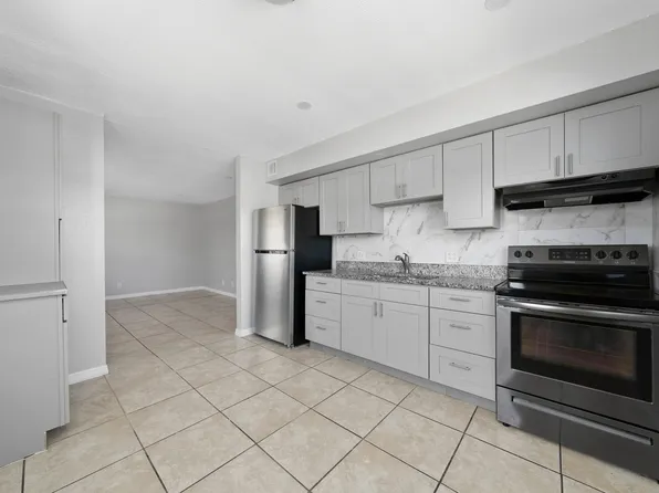 732 Michigan Ct, Saint Cloud, FL