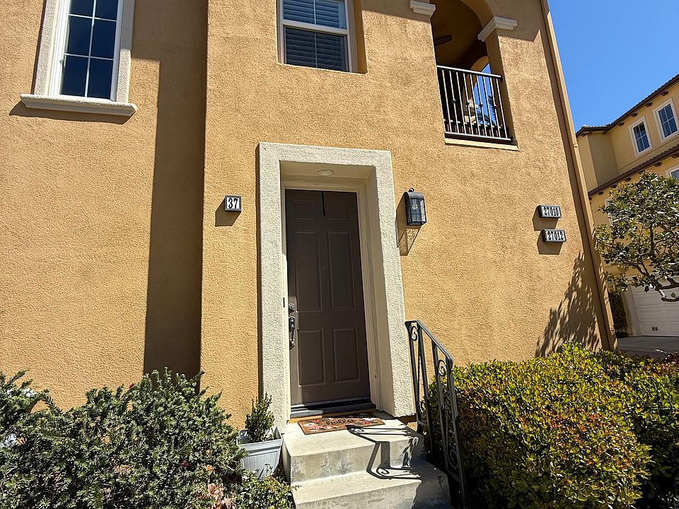 1st image of 27012 Pebble Beach Dr
