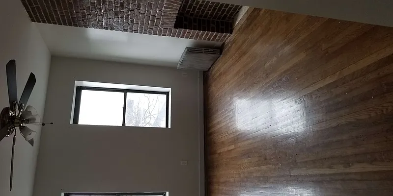 Rented by Perl Group Real Estate | media 7