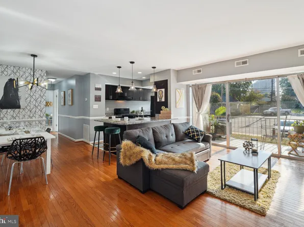3702 N Rosser St APT 104, Alexandria, VA 22311