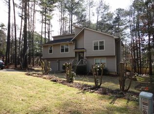 11005 Lake Forest Way, Roswell, GA 30076