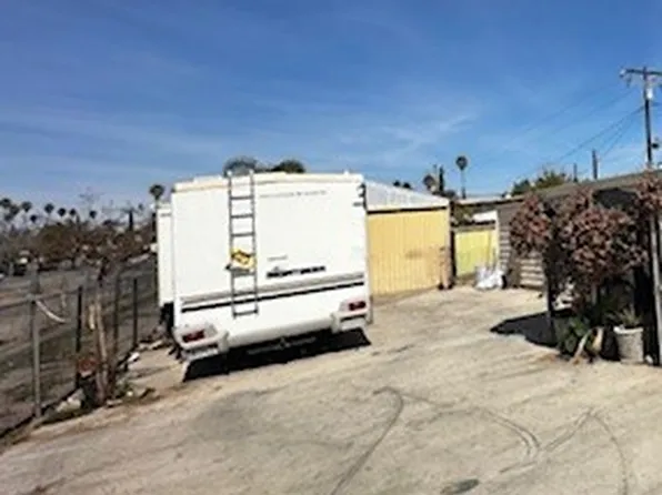 304 Beverly Dr, Perris, CA 92570