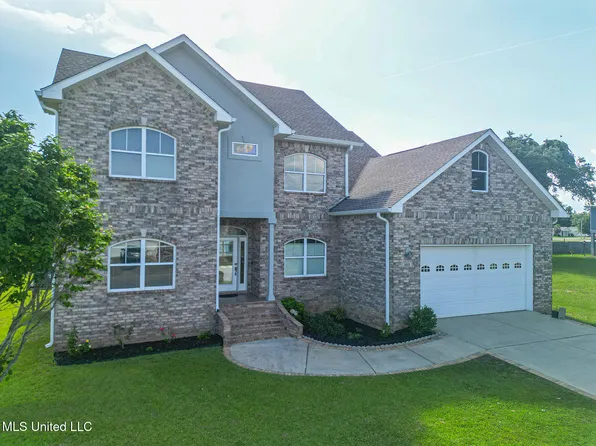 103 Buena Vista Dr, Long Beach, MS 39560