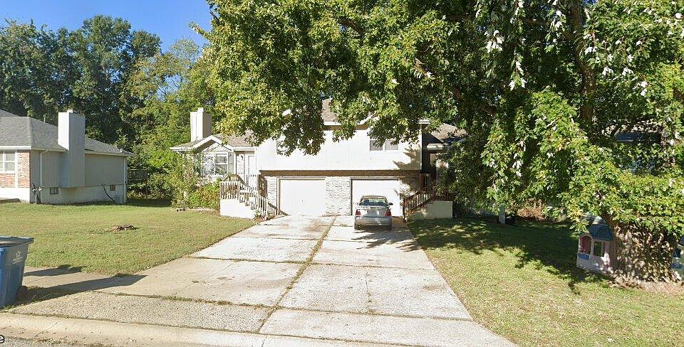 1st image of 1110 S Zoll St #B