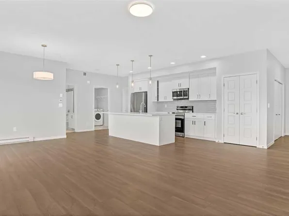 220 W Seton Grv SE #1302, Calgary, AB T3M 3T1