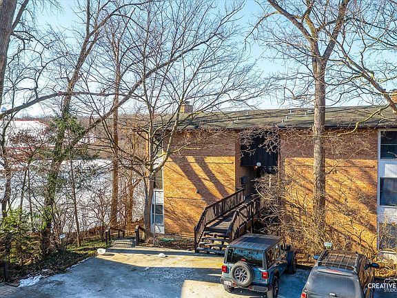 3rd image of 5510 E Lake Dr APT F