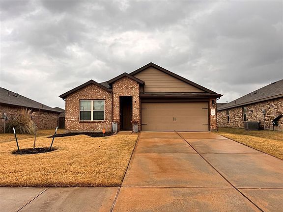 2nd image of 3015 Lightles Manor Ct