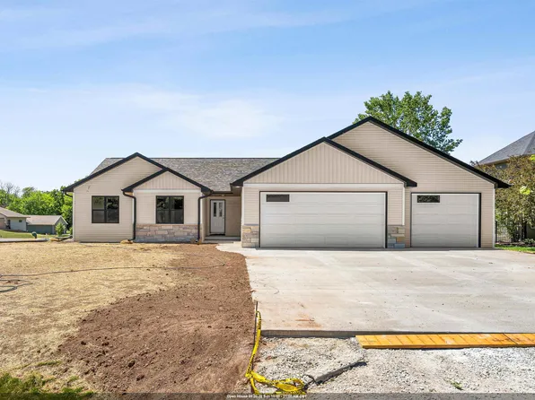 W5168 Natures Way Dr, Sherwood, WI 54169