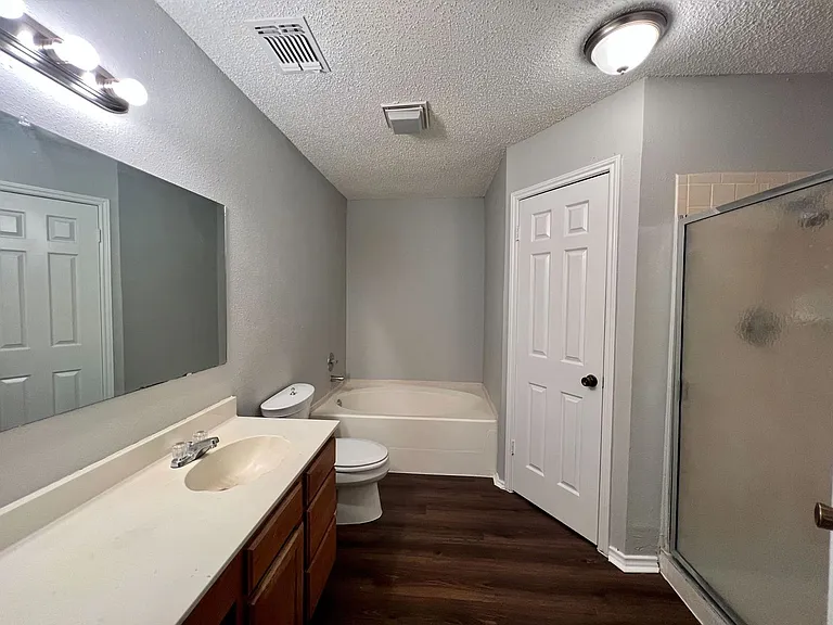 8626 Serene Ridge Dr — Photo 15