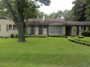 1805 Grand Ave, Yazoo City, MS 39194
