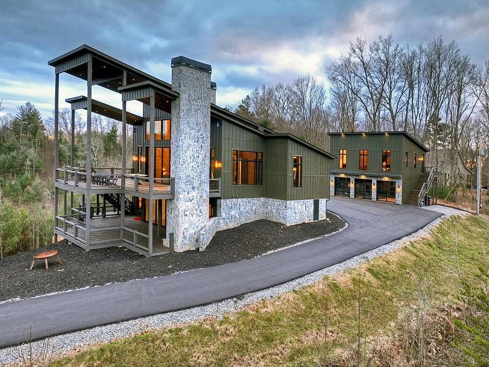 1st image of 156 Coles Crossing Rd