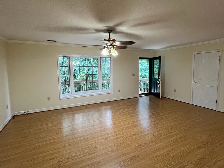 193 Edgewood Ridge Rd — Photo 4
