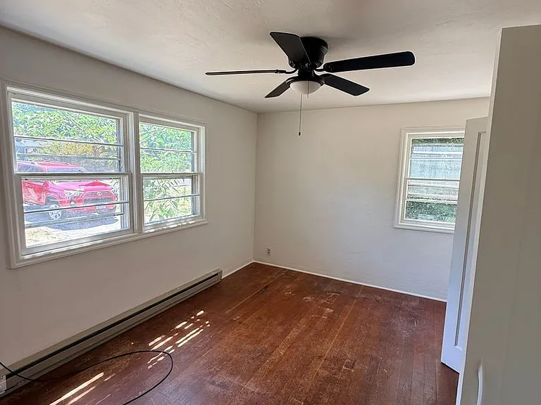 1399 Maclay Dr — Photo 16