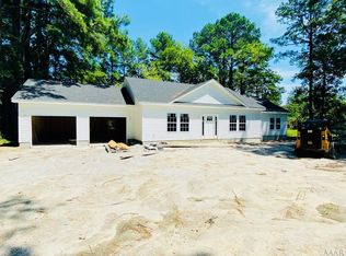 501 W Backwoods Rd, Moyock, NC 27958