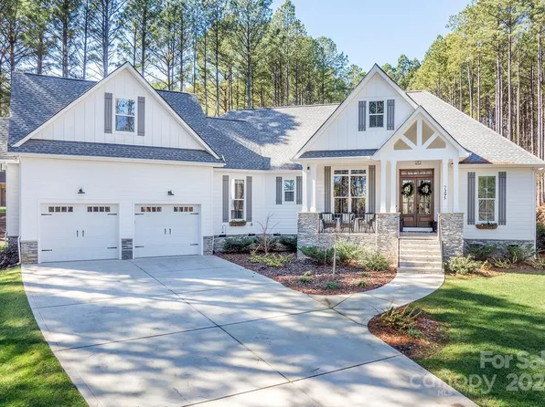 7295 Bay Ridge Dr, Denver, NC 28037