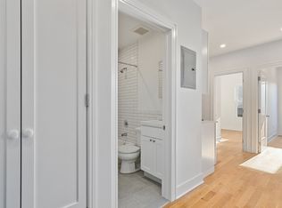 6727 14th Ave #2R, Brooklyn, NY 11219