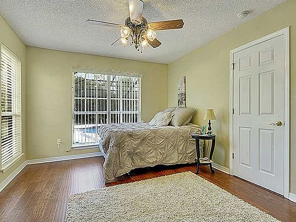 5th image of 11550 Katie Dr