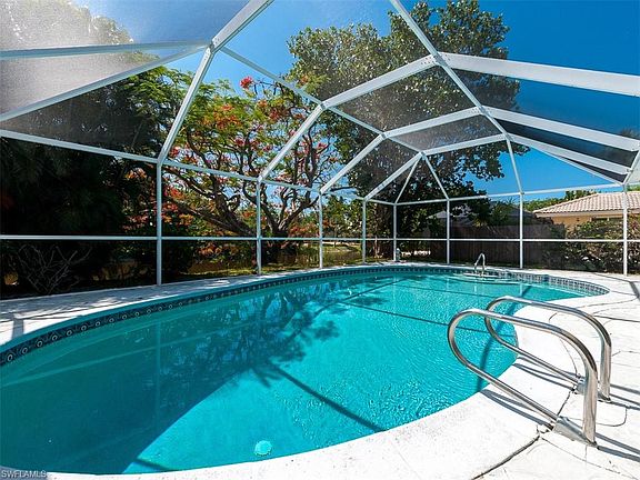 3rd image of 1068 White Ibis Dr