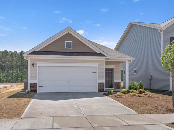120 Oyster Tabby Dr, Lillington, NC 27546