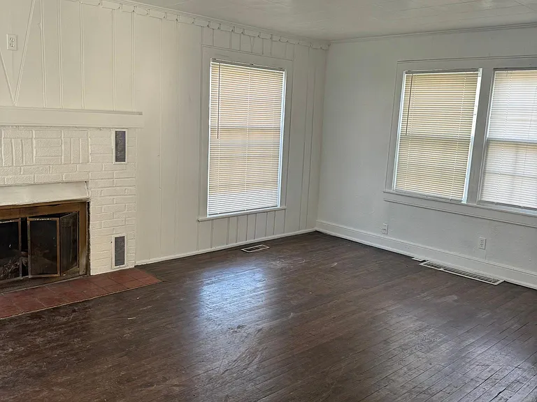 7501 Brooklyn Ave — Photo 3