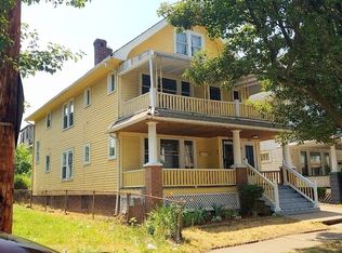 10552 Elk Ave, Cleveland, OH 44108