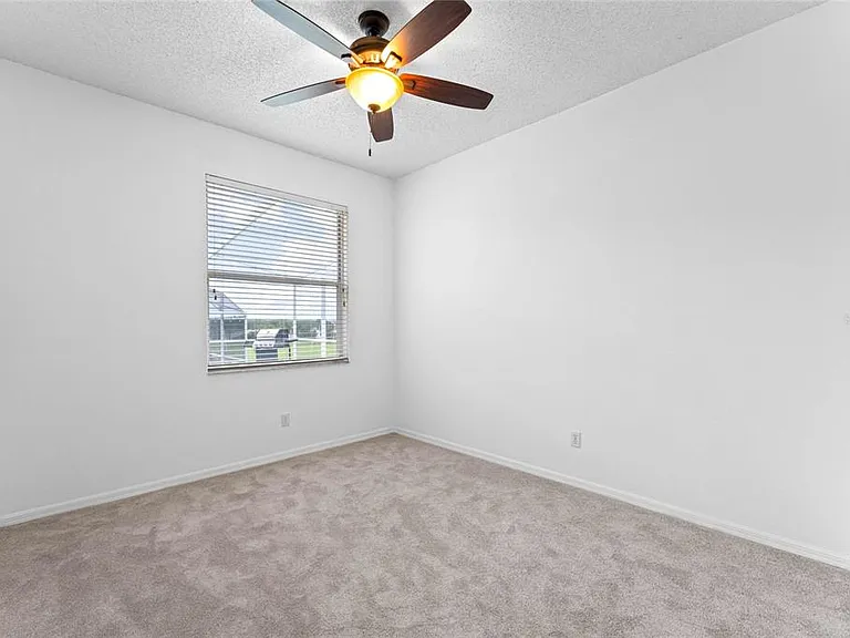 1027 Durango Loop St — Photo 9