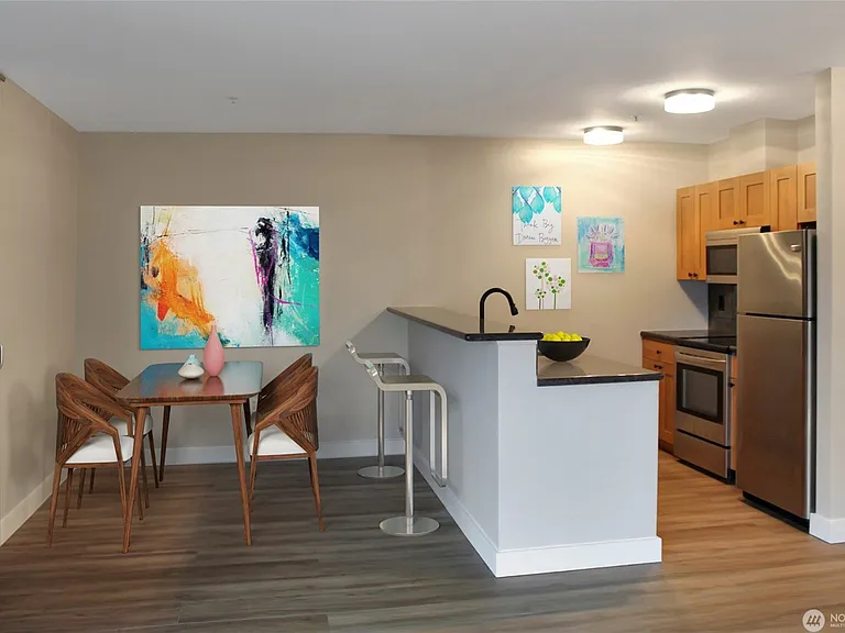 1610 Belmont Ave #609 — Photo 7