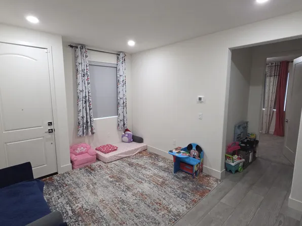 6834 Ishan St, Tracy, CA 95377