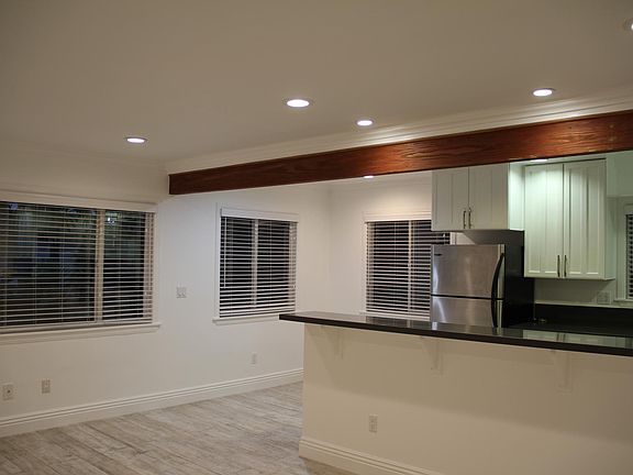 2nd image of 309 Broadway St #5