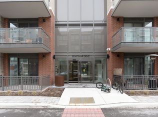 85 Attmar Dr #226, Brampton, ON L6P 2R4