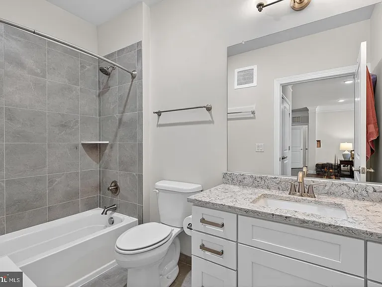 6101 Fairview Farm Dr #207 — Photo 18