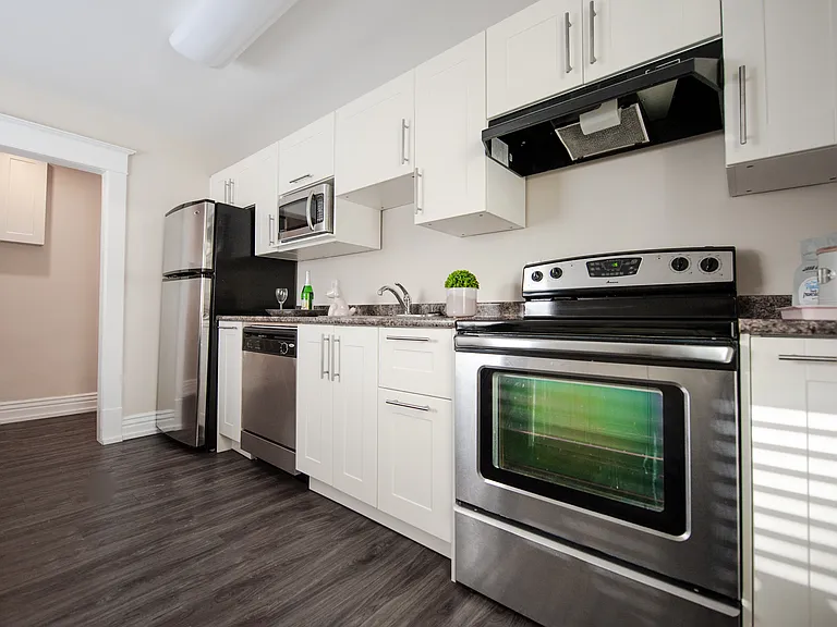 378 Stradbrook Ave #3 — Photo 9