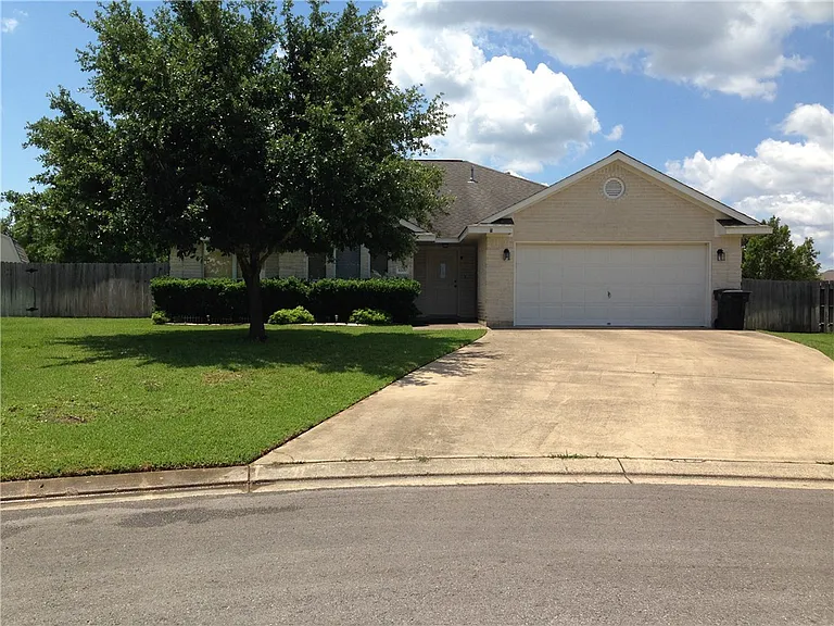 1200 Baywood Ct — Photo 5