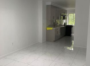 14841 61st Rd #2, Flushing, NY 11367