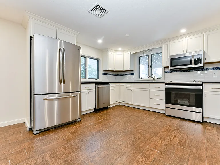 51 Belmont St #1 — Photo 2