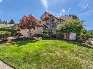 10939 SE Valley Way, Happy Valley, OR 97086
