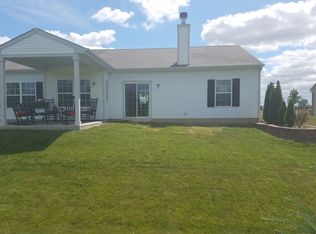 2746 Ashton Ln, Greenwood, IN 46143
