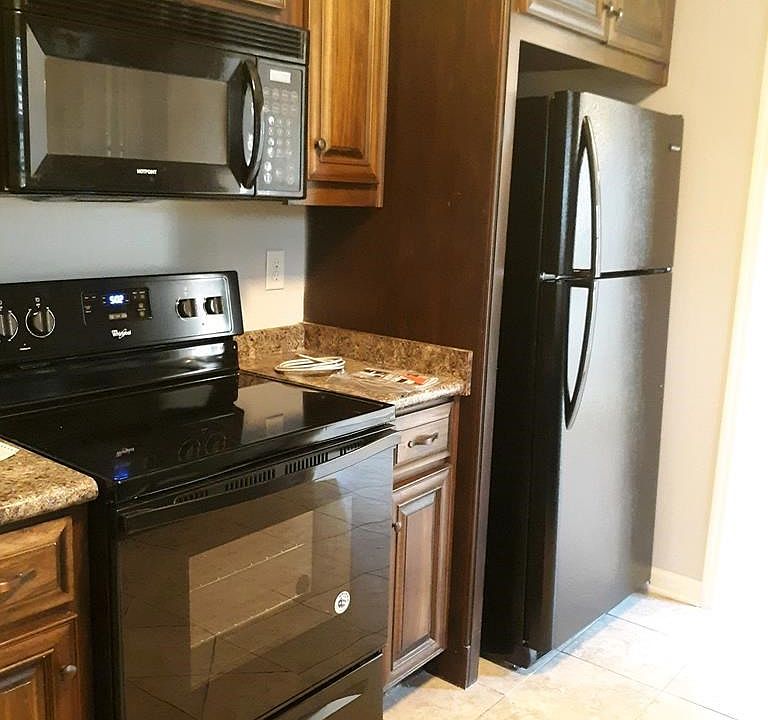 2nd image of 1487 San Bernardino Way
